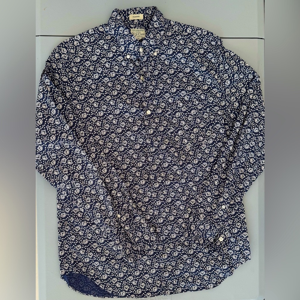 J. Crew Men’s Button Down Shirt. Navy and White Bandana Print. Size M